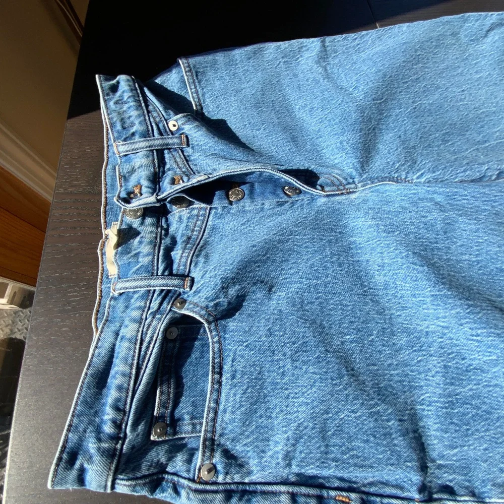 Madewell The Perfect Vintage Wide-Leg Jean in Harding Wash: Button-Fly Edition - Picture 10 of 11